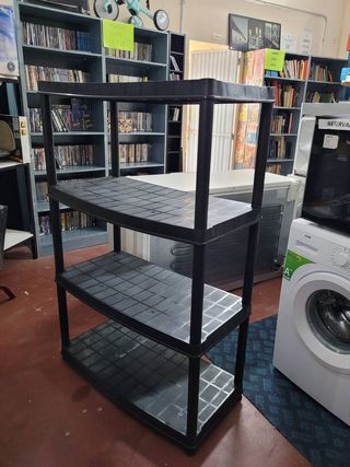 ESTANTERÍA DE PLÁSTICO