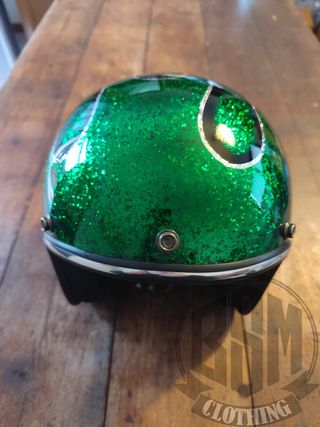 Casco metal flake flames green