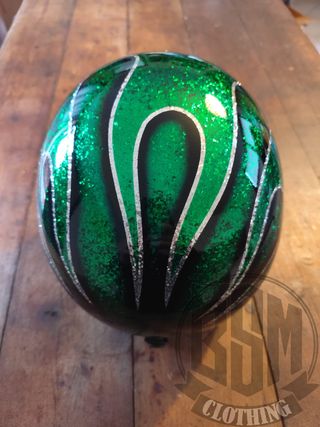 Casco metal flake flames green