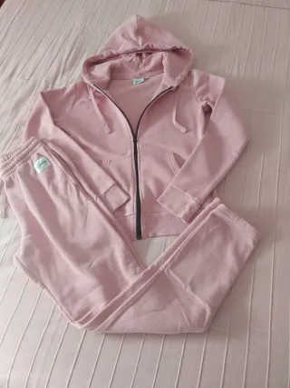 Chándal rosa Andy + Zapatillas (regalo)