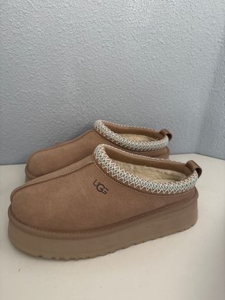 Zapatos UGG Marrones