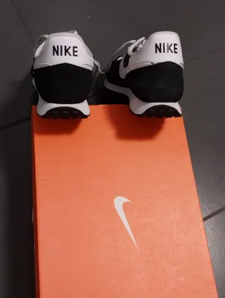 Nike Challenger OG Zapatillas Negras Blancas