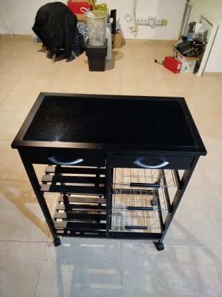 Carro de cocina con cajones y cestas
