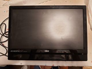 Televisor OKI Negro