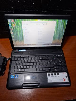 Toshiba Satellite 15.6 | i3 | 6GB RAM | SSD Rápido