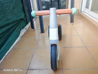 Bicicleta de equilibrio infantil