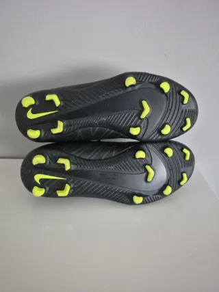 Zapatillas Nike Mercurial 4Y talla 36