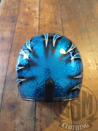 Casco metal flake flames blu