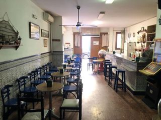 Local comercial en venta en Adra