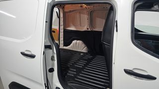 Peugeot Partner Premium Standard 600kg BlueHDi 55k