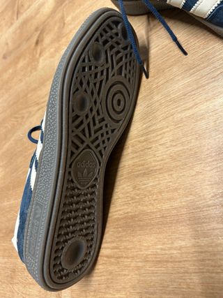 Adidas Spezial Azul Marino y Blanco