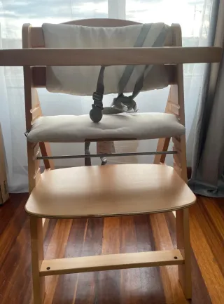 Trona Hauck Beta+ Madera Natural