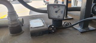 Depósito con bomba de trasvase