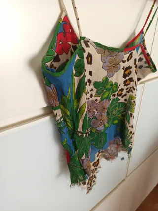 ROSE HILL  top Talla 36 Estampado Floral