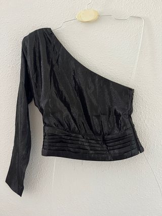 Blusa Mango Talla M Negra Asimétrica