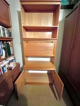 Escritorio abatible de madera tipo secreter