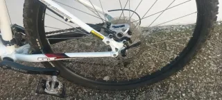 Bicicleta Montaña GT Avalanche 1.0  Blanca