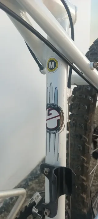 Bicicleta Montaña GT Avalanche 1.0  Blanca