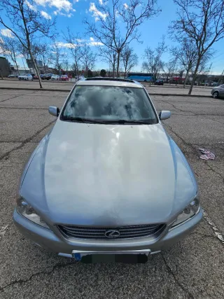 Lexus IS 200 IMPECABLE