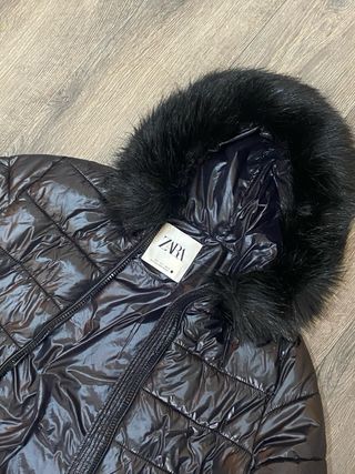 Chaqueta Plumífero Zara Negra con Capucha