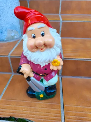 Figura Nomo jardinero