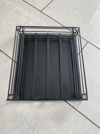 Porta capsule in metallo nero