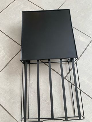 Porta capsule in metallo nero