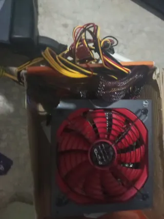 Fuente de Alimentación Approx 650W