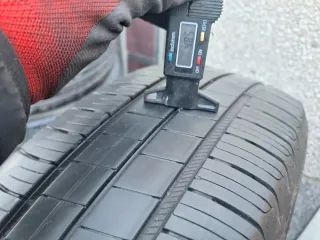 195 60 R18 96H Goodyear - 1 neumático +50%