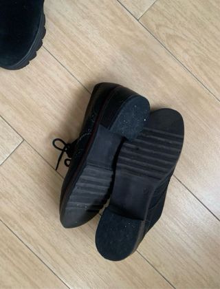 Zapatos abotinado de piel y Zapatos tipo Oxford