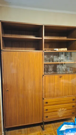 Mueble salón cristalera madera