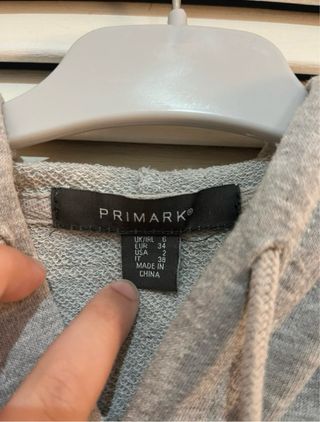 Sudadera cropped gris con capucha Primark 34 love