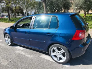Volkswagen Golf 2004
