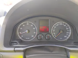 Volkswagen Golf 2004