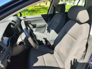 Volkswagen Golf 2004