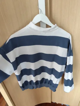 Jersey rayas azul y blanco cuello polo