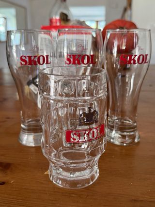 Lote 9 vasos cerveceros Cruzcampo, Carlsberg, Skol