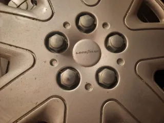 Tapacubos Goodyear 14 pulgadas