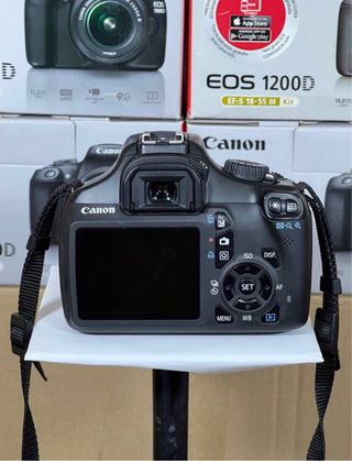 !!OFERTA!! Cámara Canon EOS Pro + Canon 18-55mm