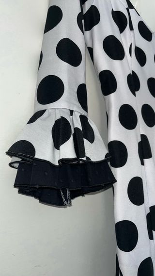 Vestido Flamenca Lunares Blanco y Negro