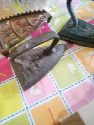 2 Planchas de Hierro Antiguas