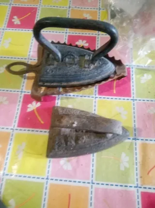 2 Planchas de Hierro Antiguas