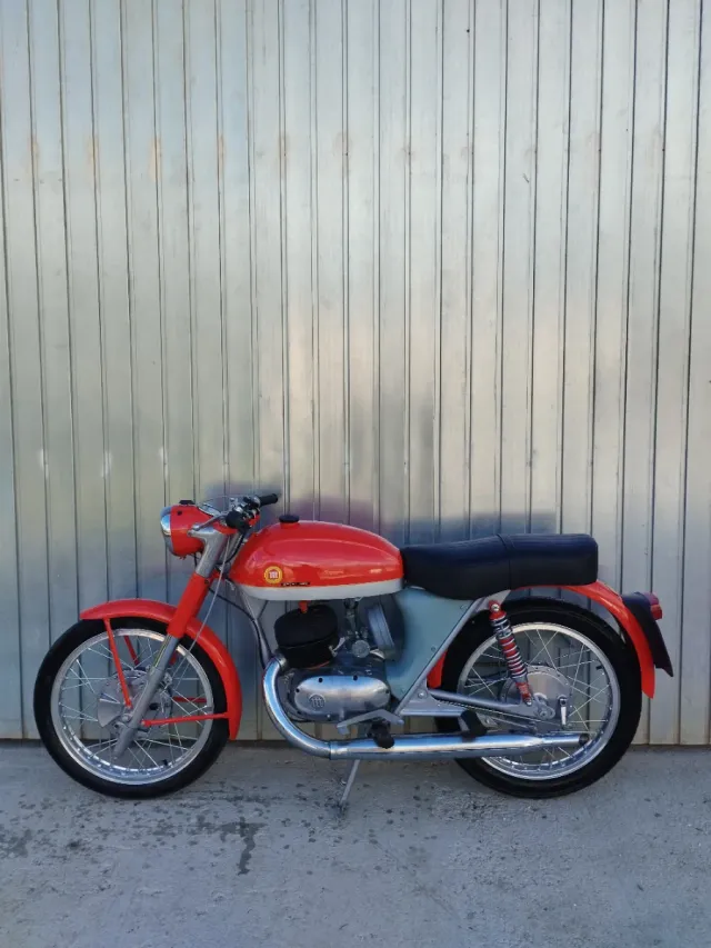Montesa Impala Sport 250 Roja