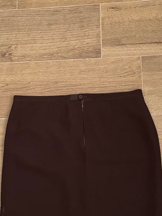 Falda recta marrón talla 42