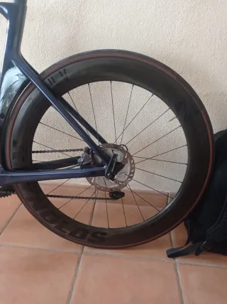 Bicicleta de carretera Canyon Aeroad CF SL 8.0