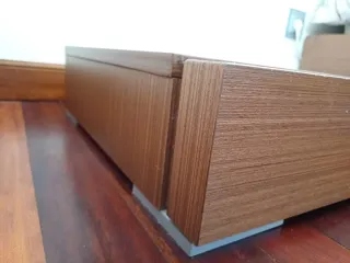 Mesitas de noche de madera