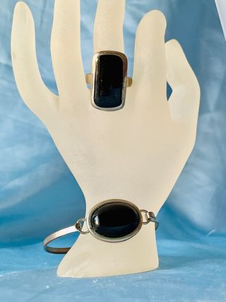 Lote 2 Collares Plateado y Negro (+Regalo)