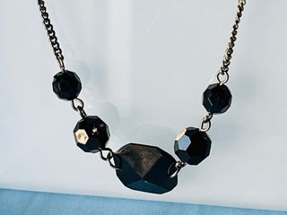 Lote 2 Collares Plateado y Negro (+Regalo)