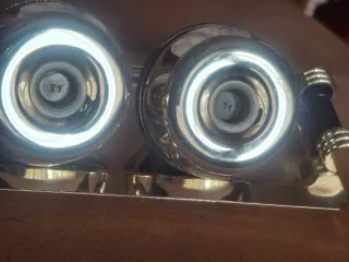 Salero y pimentero de mesa