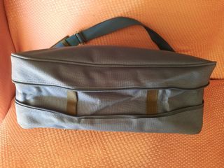 Cartera maletín para ordenador marca QUADRA. Nueva